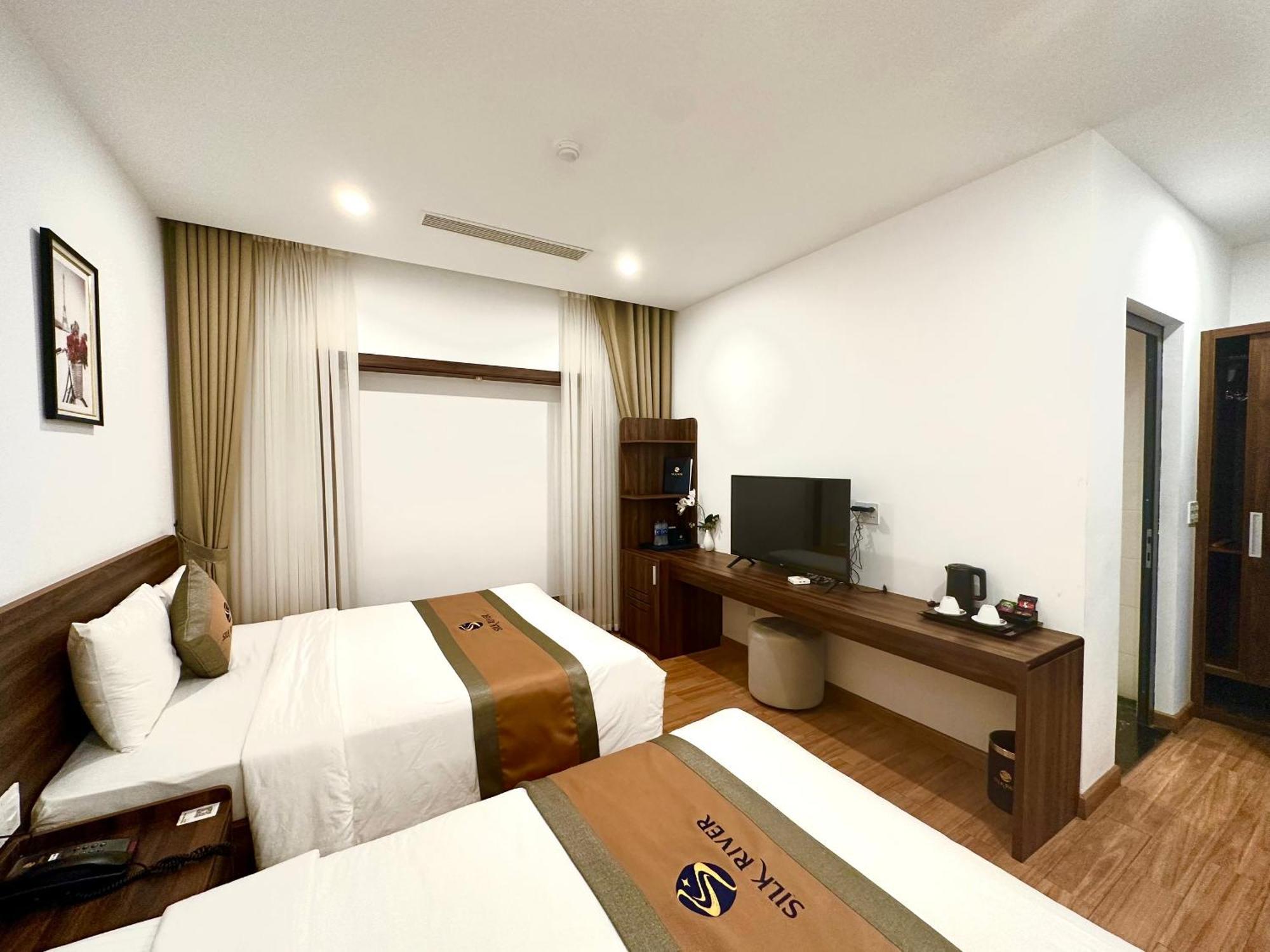 Silk River Hotel Ха Жианг Екстериор снимка